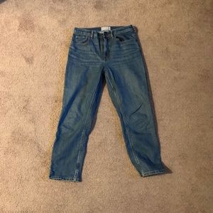 Everlane Cheeky Straight Jean in Faded Indigo